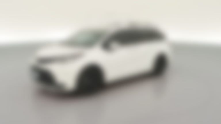 2026 Toyota Sienna vehicle photo