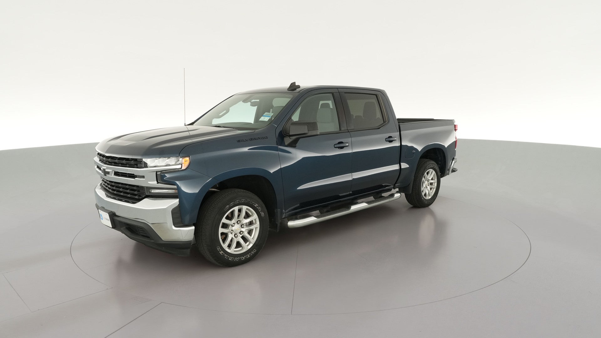 2020 Chevrolet Silverado 1500 Crew Cab vehicle photo