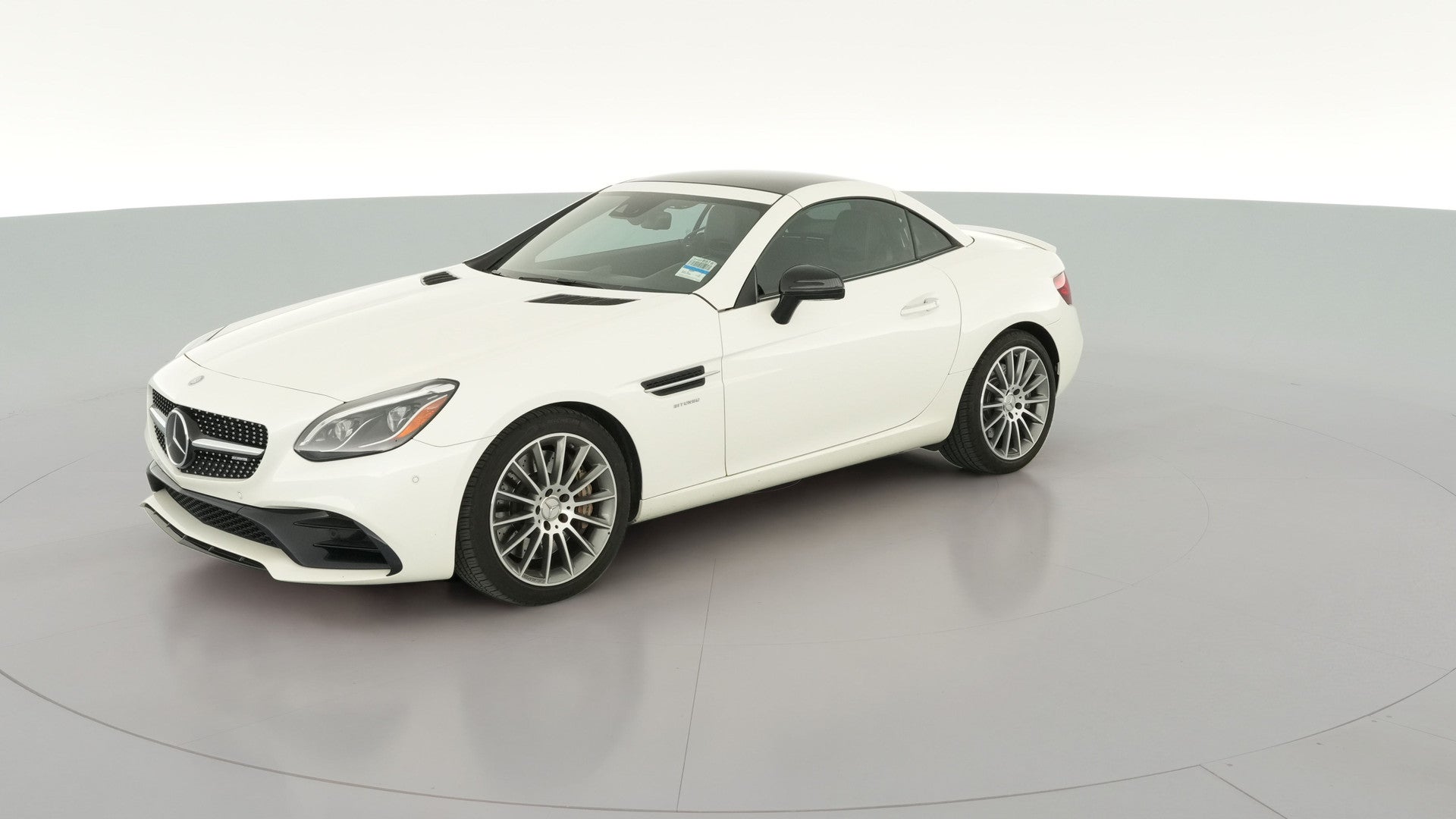 2017 Mercedes-Benz Mercedes-AMG SLC vehicle photo