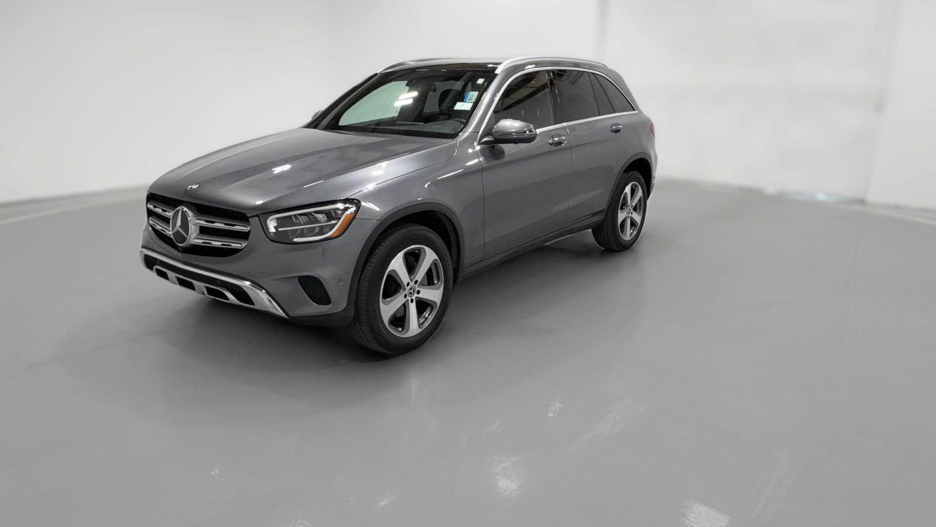 2021 Mercedes-Benz GLC vehicle photo
