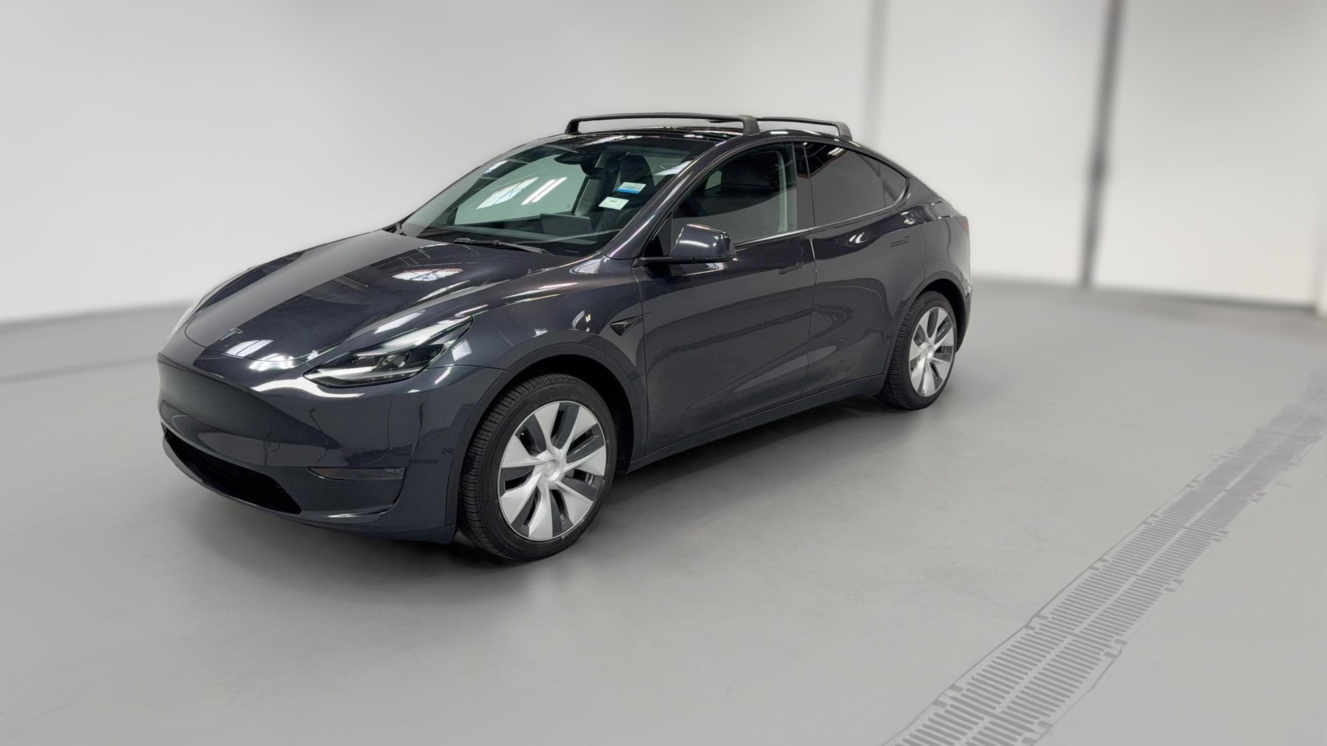 2024 Tesla Model Y vehicle photo