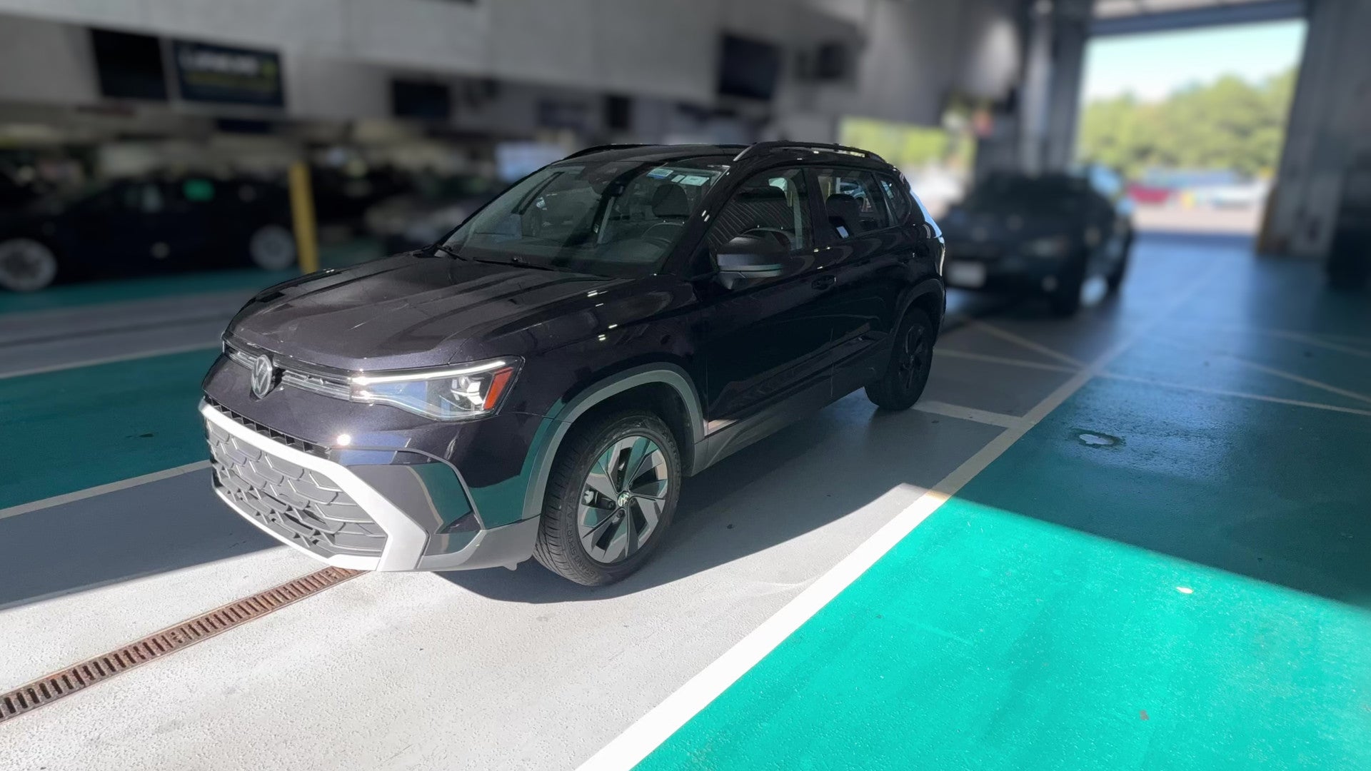 2025 Volkswagen Taos vehicle photo