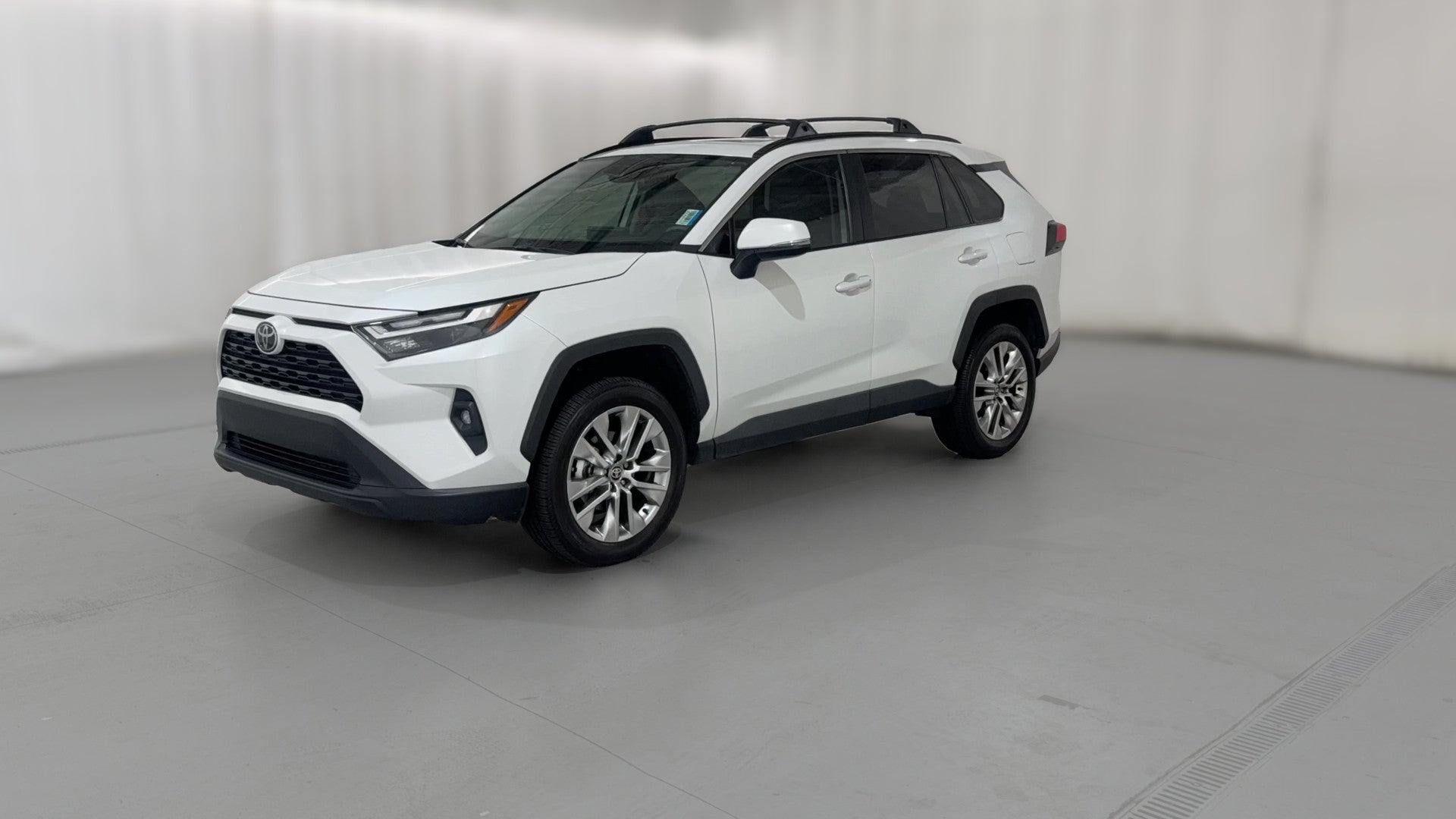 2025 Toyota RAV4 vehicle photo