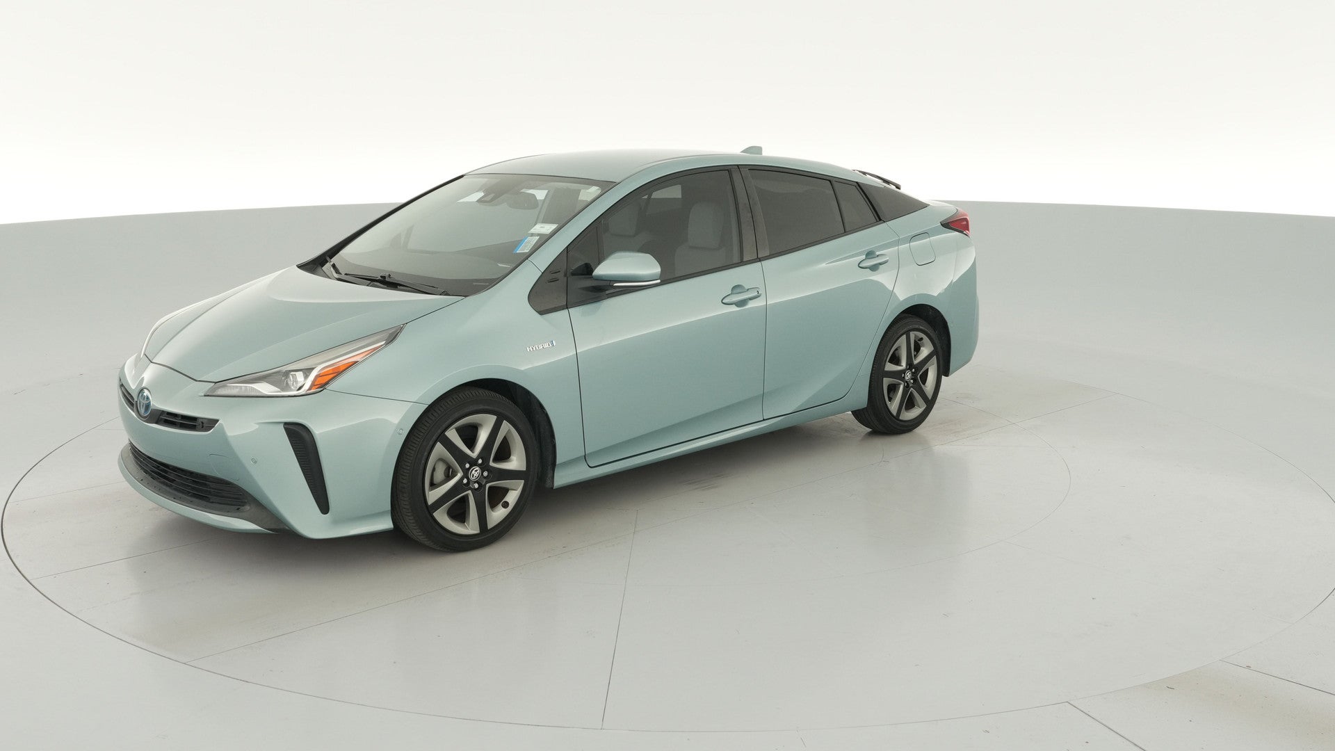 2021 Toyota Prius vehicle photo