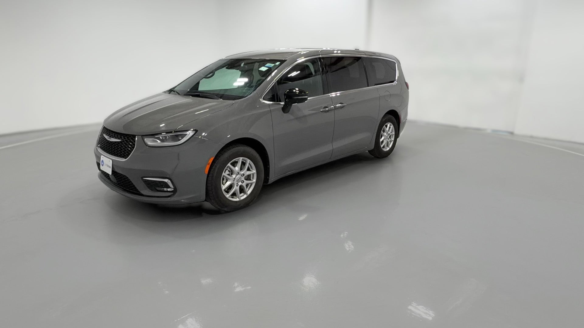 2025 Chrysler Pacifica vehicle photo