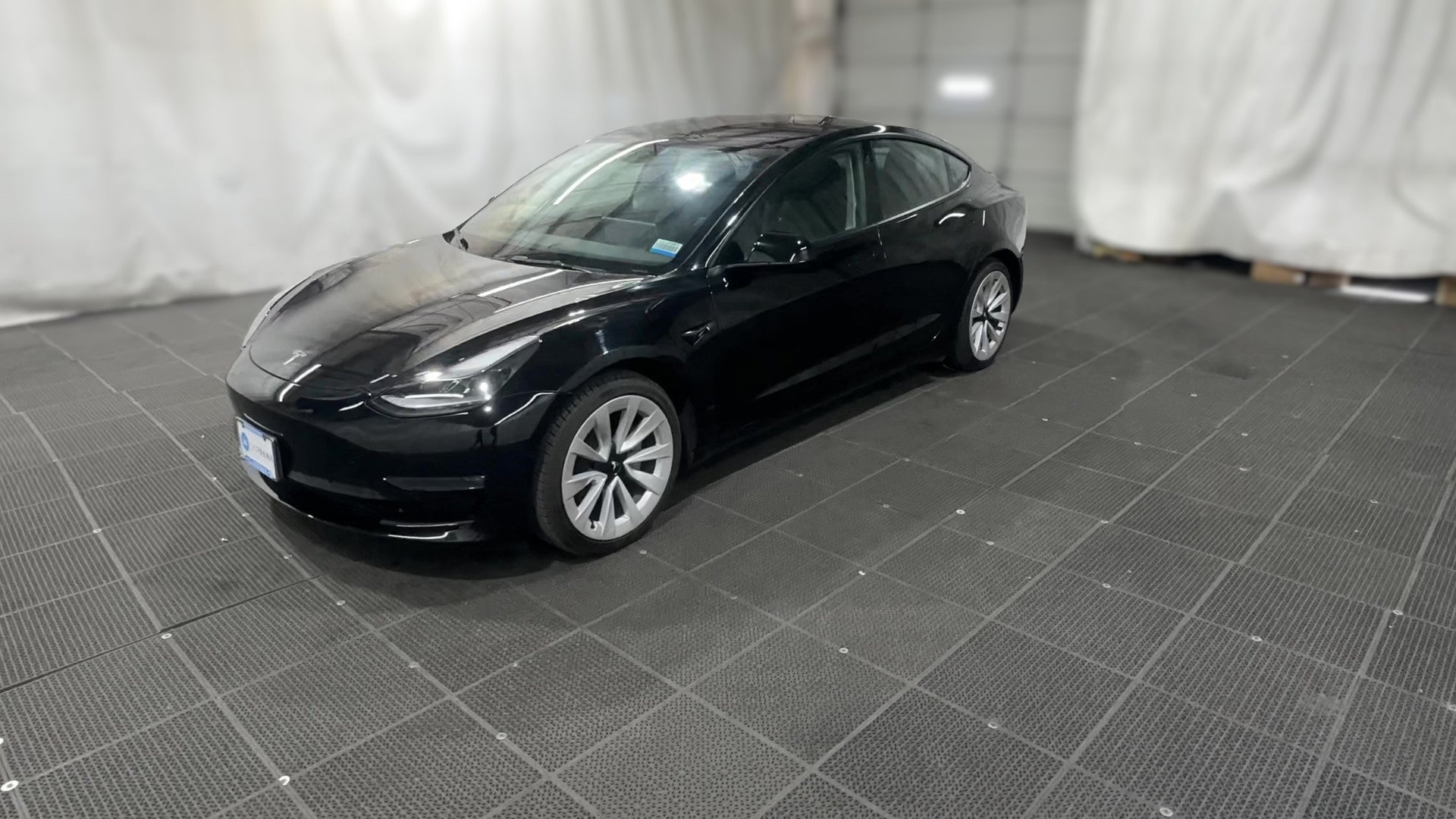 2022 Tesla Model 3 vehicle photo