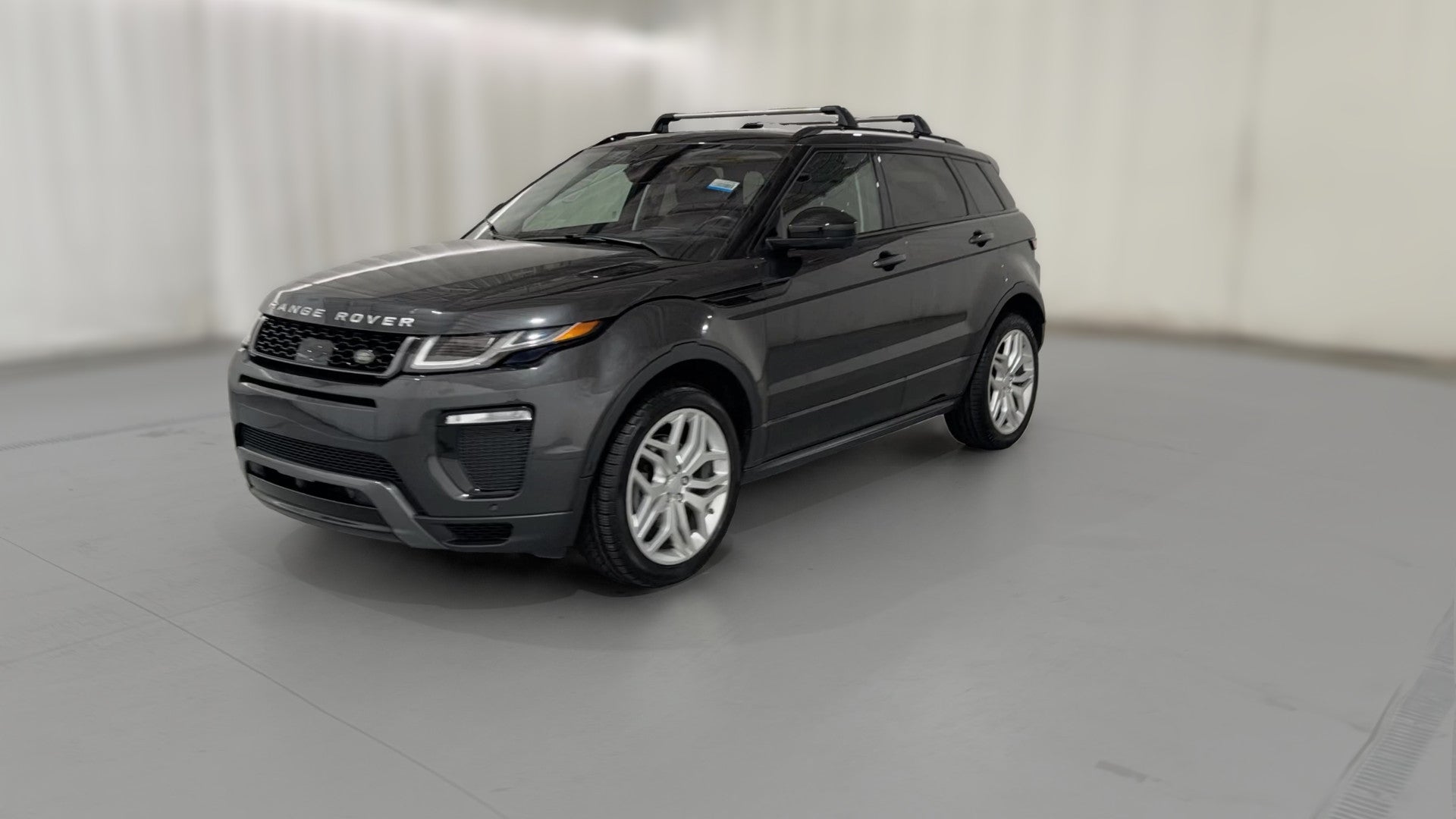 2017 Land Rover Range Rover Evoque vehicle photo
