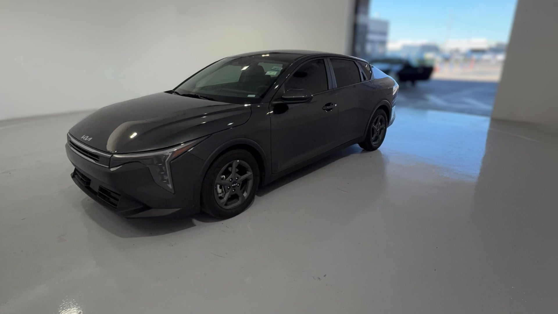 2025 Kia K4 vehicle photo