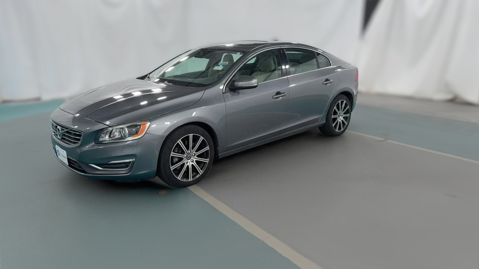 2017 Volvo S60 vehicle photo