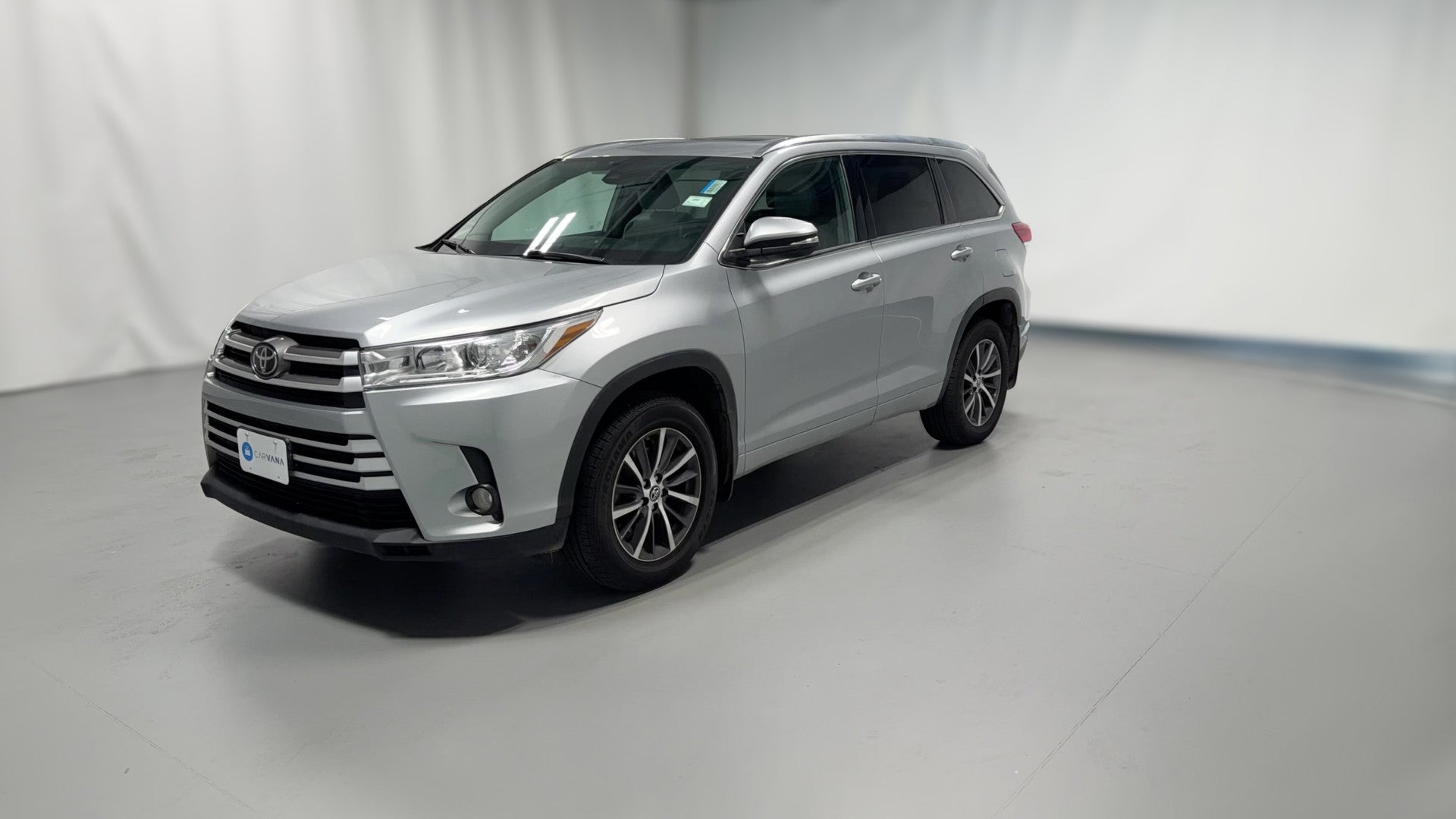 2018 Toyota Highlander vehicle photo