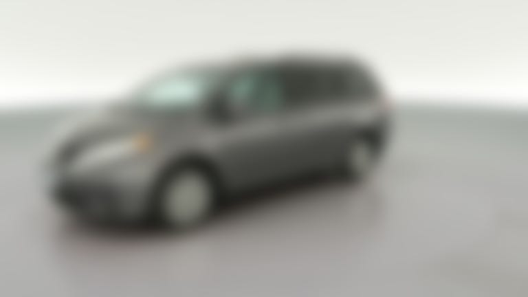 2017 Toyota Sienna vehicle photo