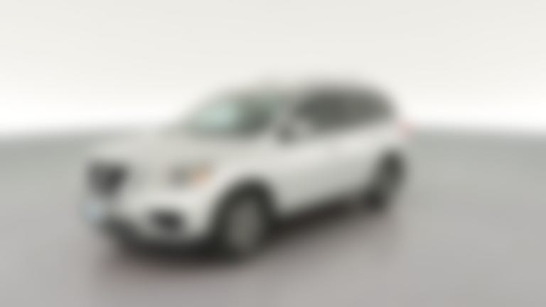 2018 Nissan Pathfinder vehicle photo