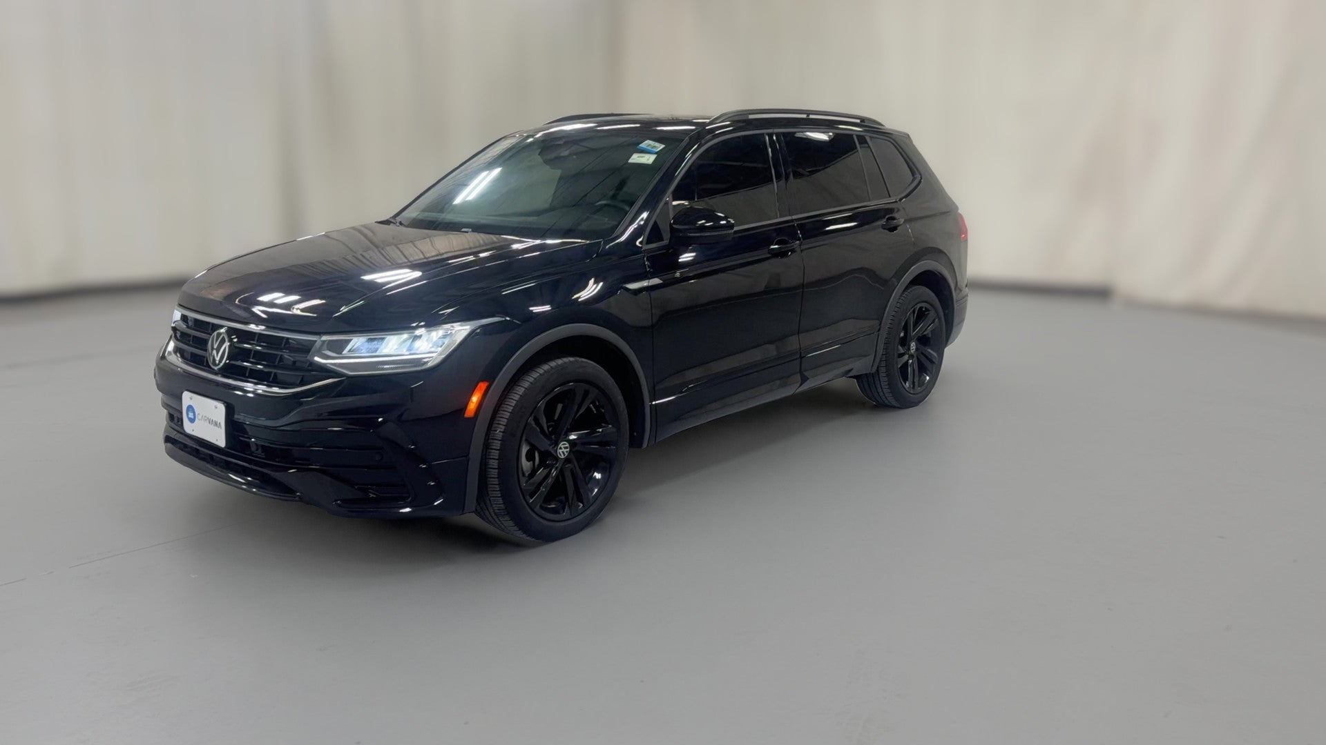 2024 Volkswagen Tiguan vehicle photo