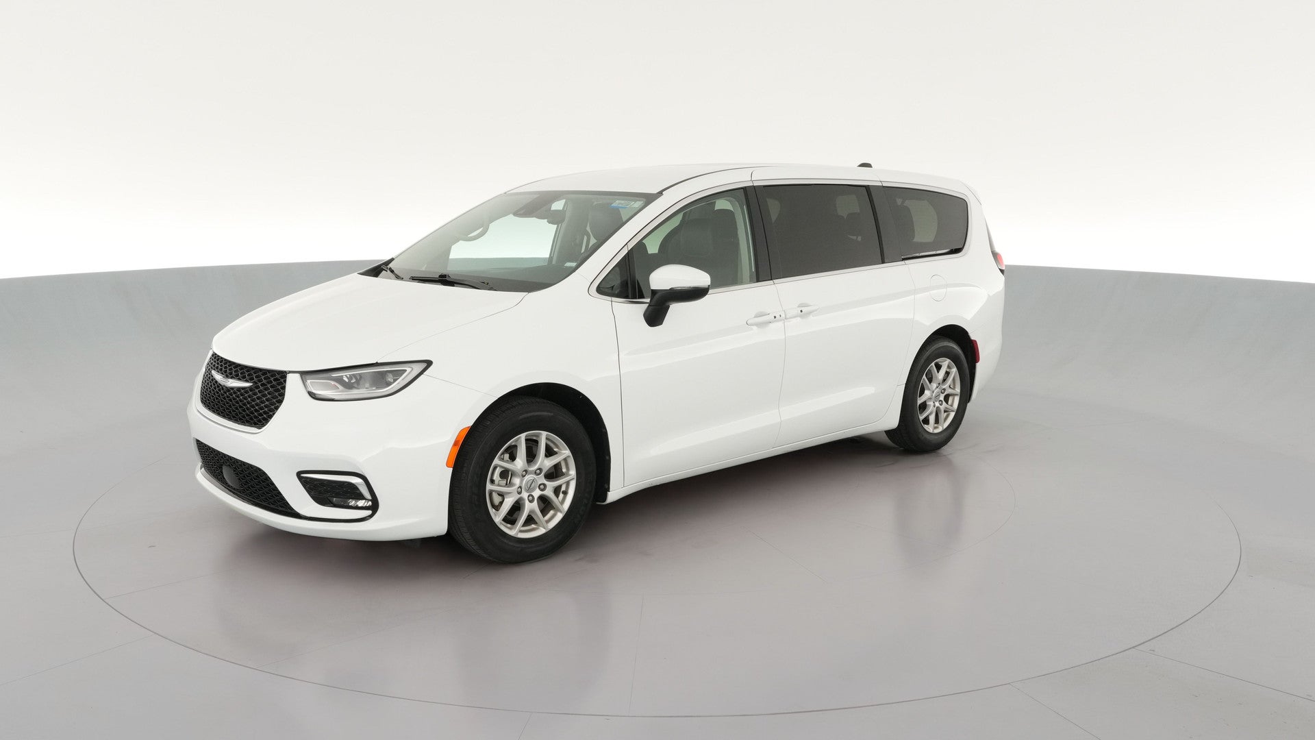 2023 Chrysler Pacifica vehicle photo