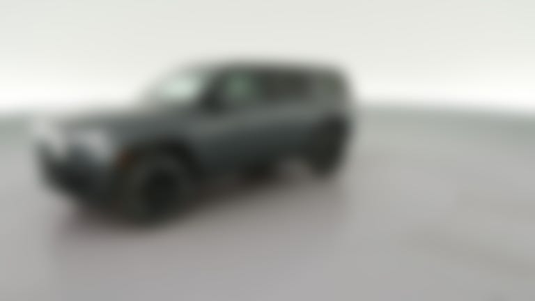 2025 Rivian R1S vehicle photo