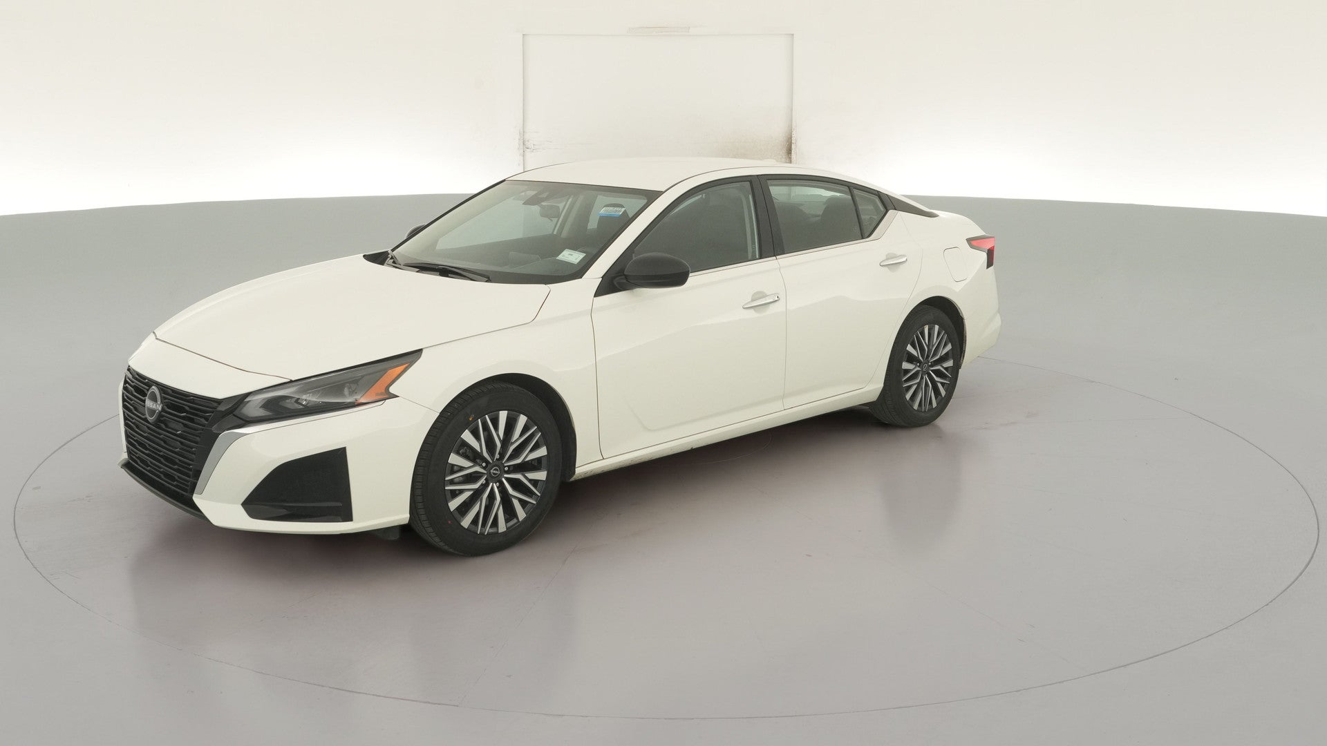 2025 Nissan Altima vehicle photo
