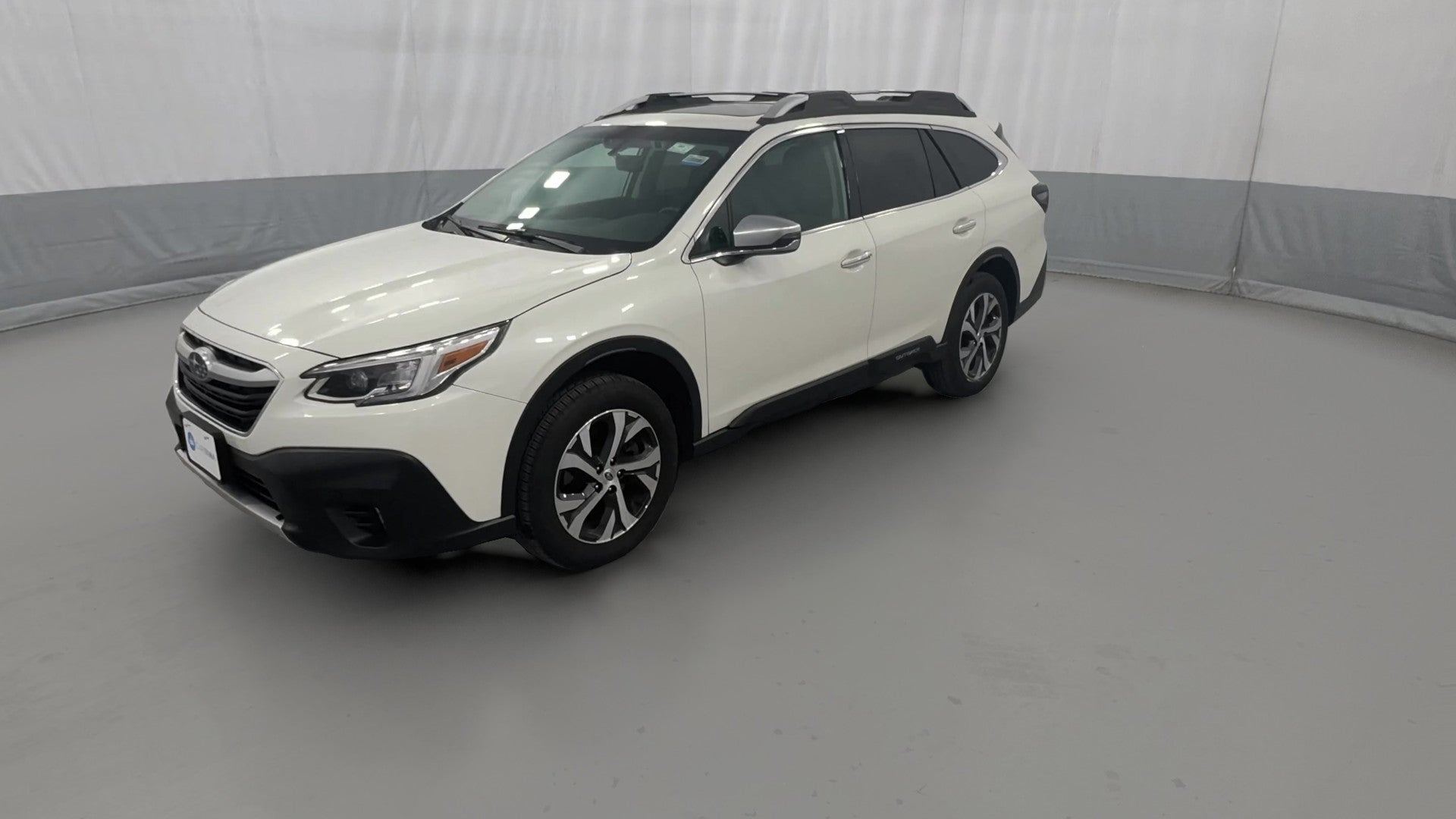 2021 Subaru Outback vehicle photo