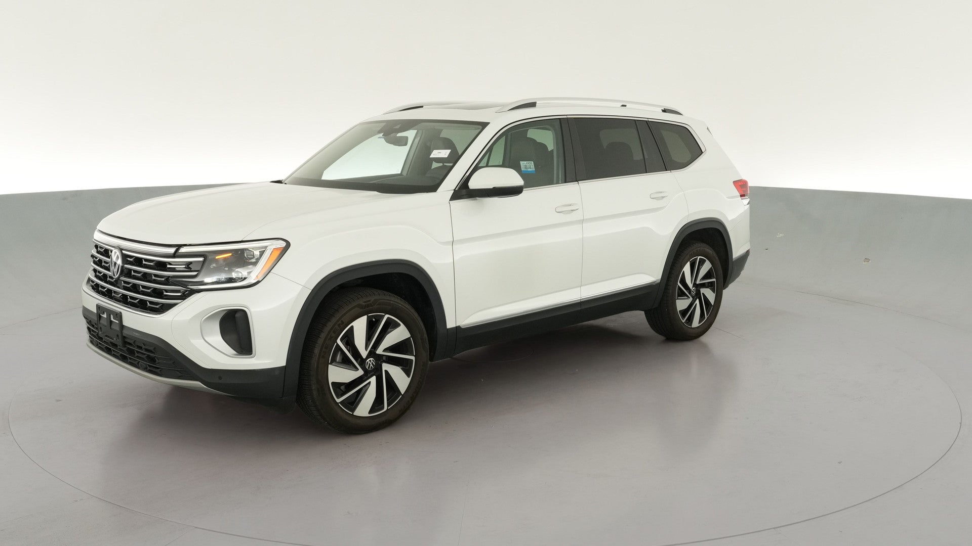 2024 Volkswagen Atlas vehicle photo