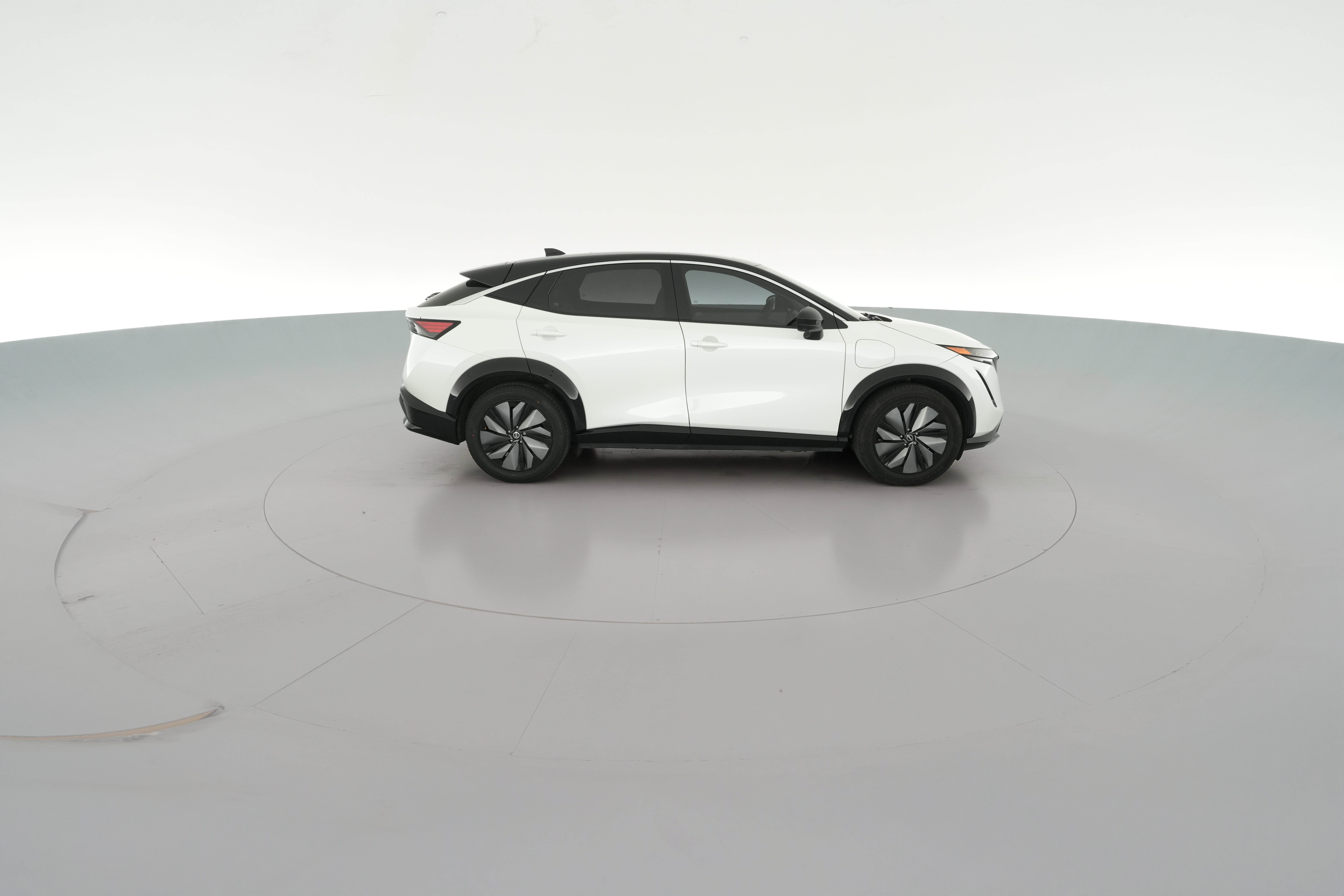 2023 Nissan Ariya Evolve+ - Photo 42
