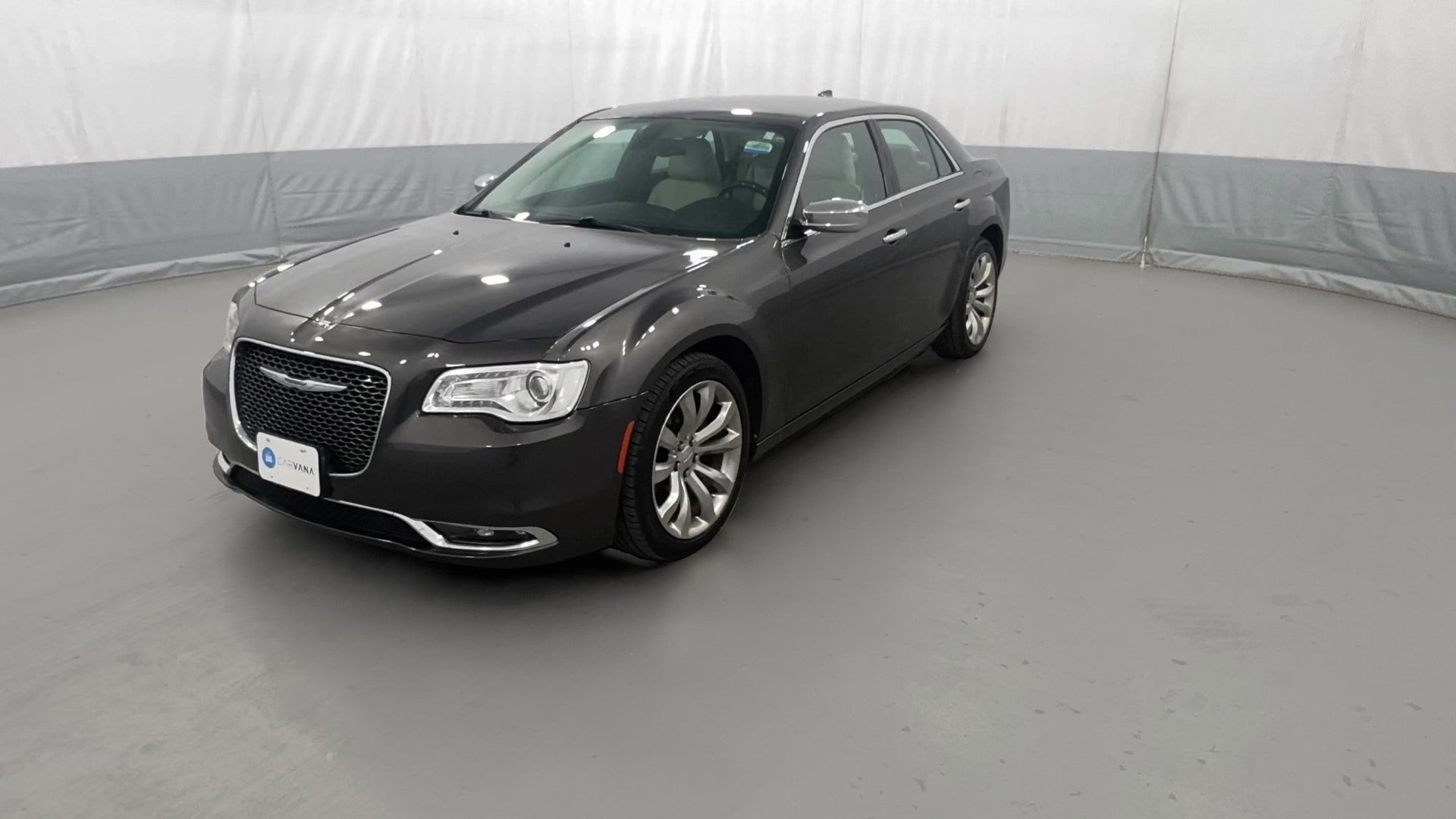 2019 Chrysler 300 vehicle photo