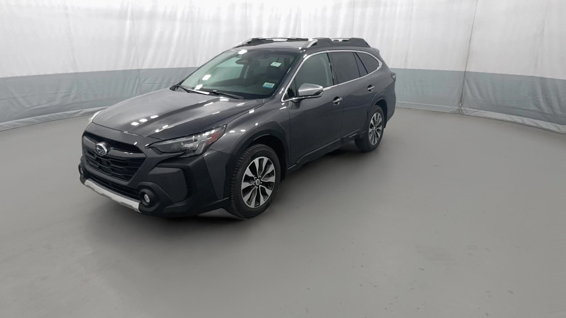 2025 Subaru Outback vehicle photo