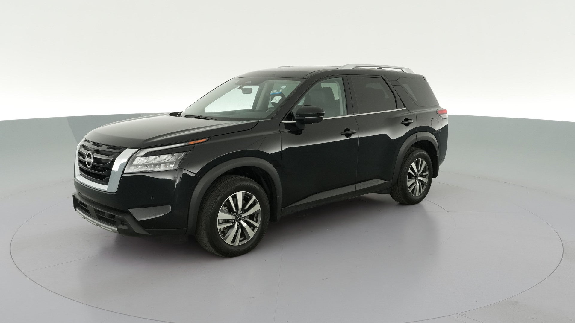 2025 Nissan Pathfinder vehicle photo