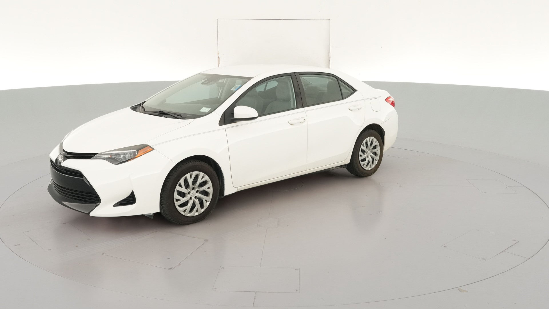 2018 Toyota Corolla vehicle photo