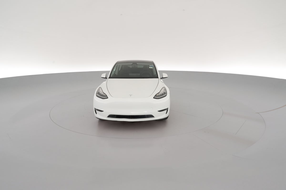 2022 Tesla Model Y Long Range All-Wheel Drive in Pearl White — 360° view 1