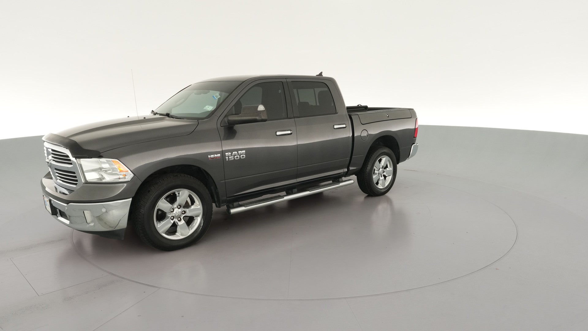 2018 Ram 1500 Crew Cab vehicle photo