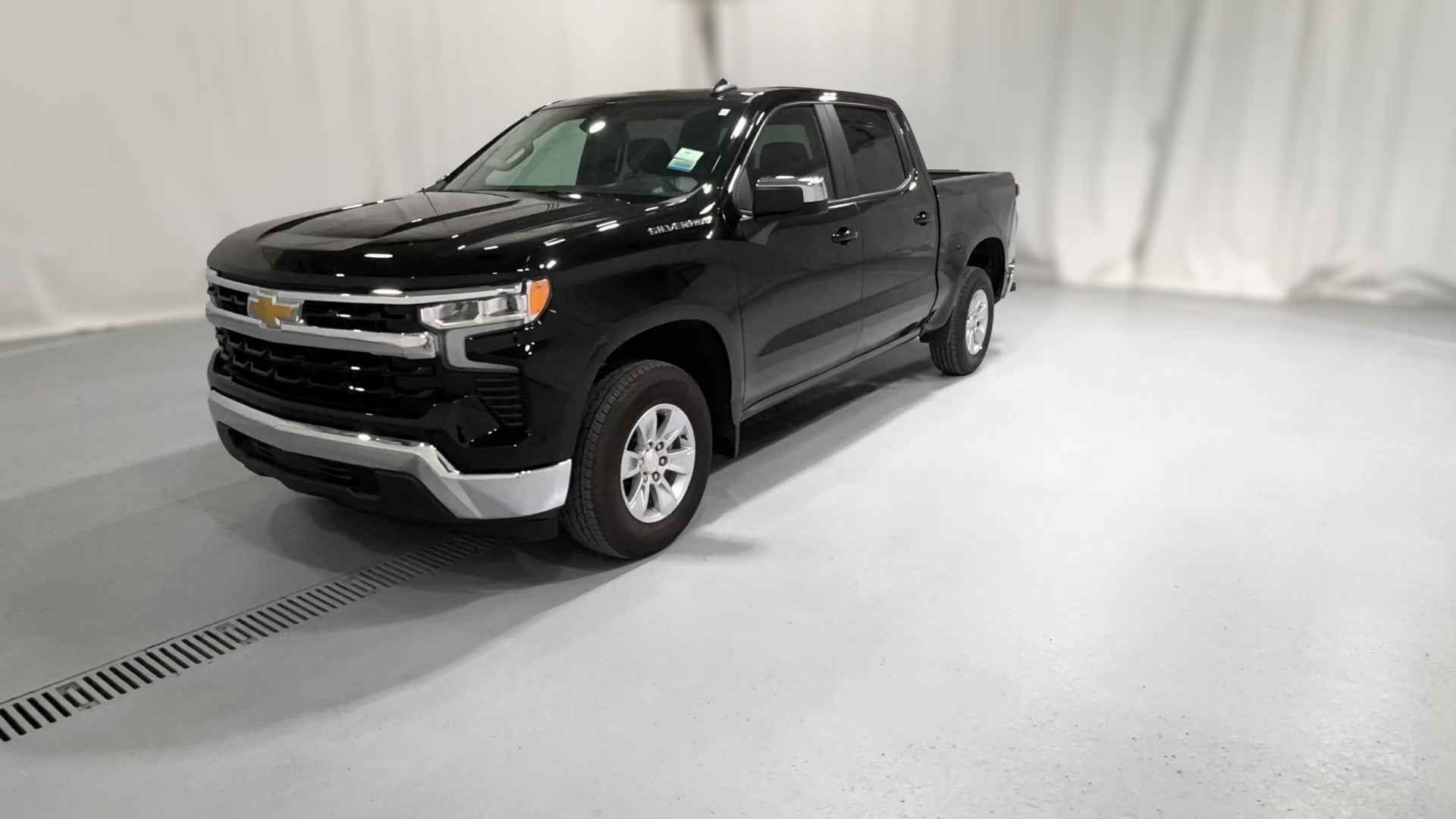 2026 Chevrolet Silverado 1500 Crew Cab vehicle photo