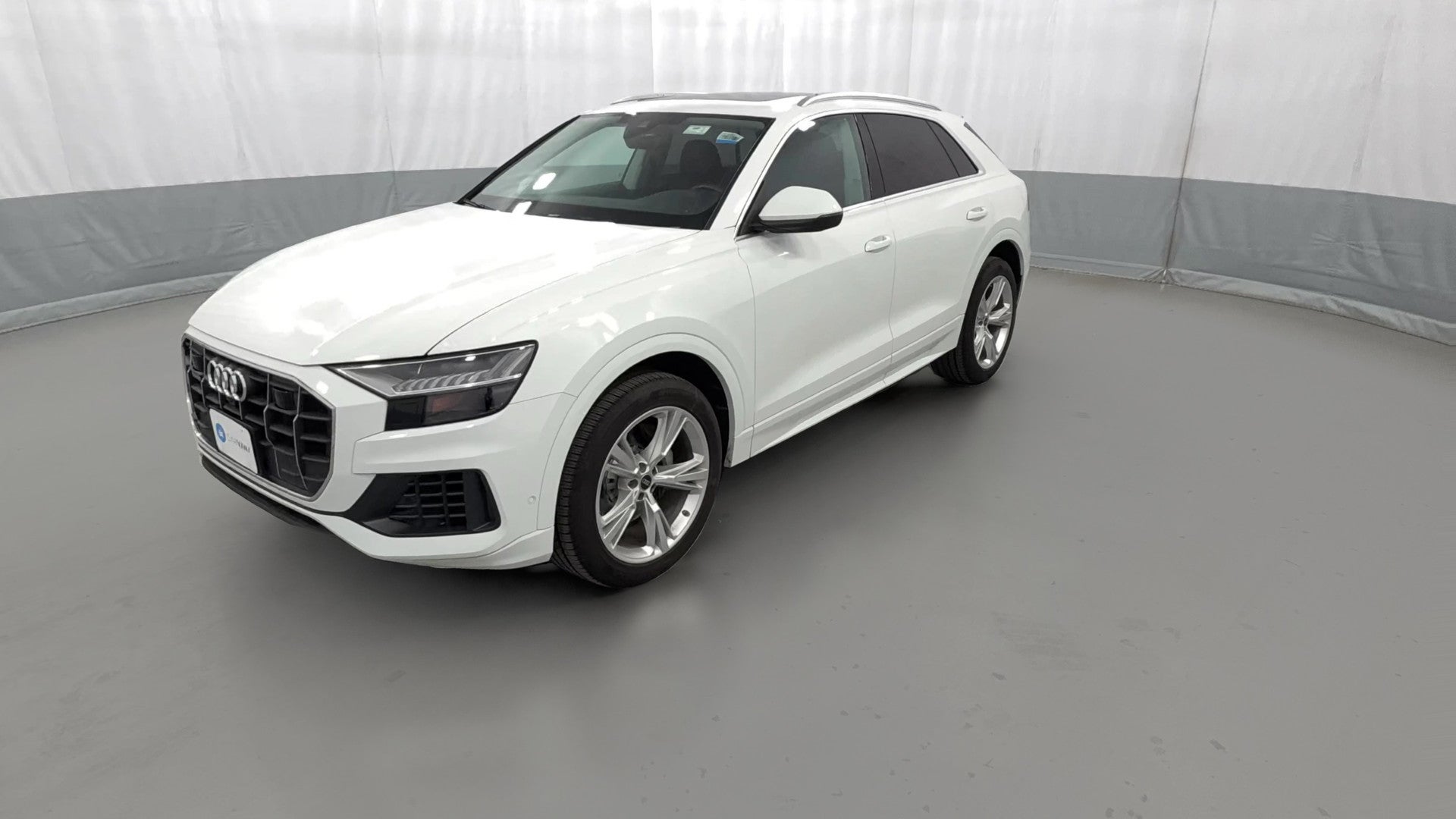 2023 Audi Q8 vehicle photo