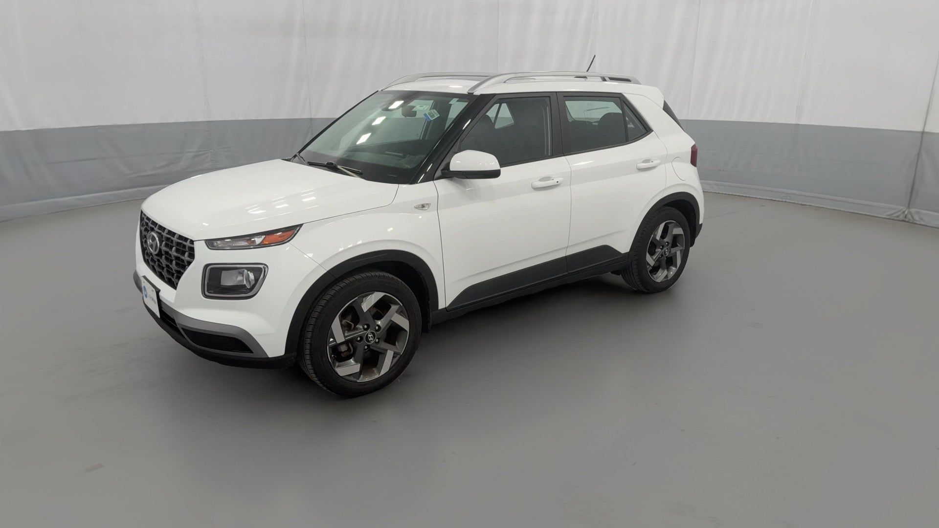 2024 Hyundai Venue vehicle photo