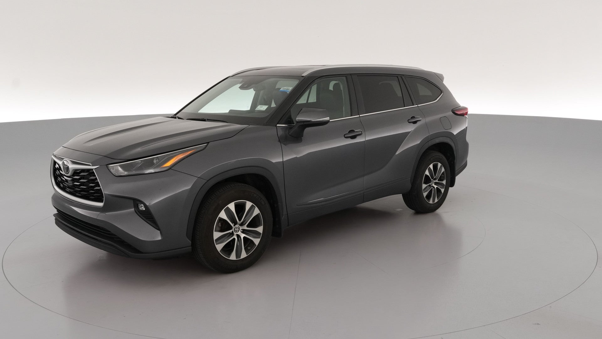 2024 Toyota Highlander vehicle photo