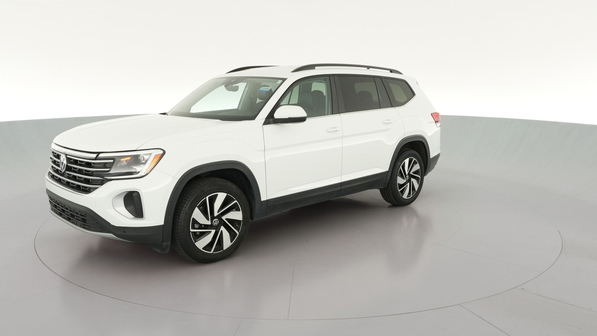 2025 Volkswagen Atlas vehicle photo