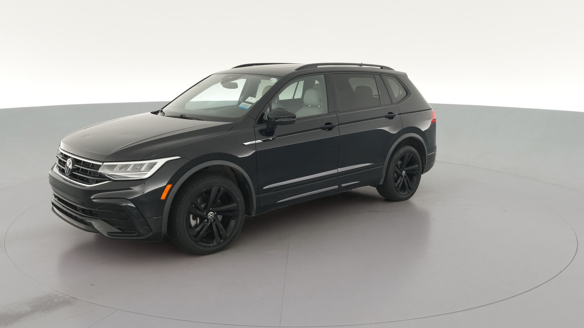2024 Volkswagen Tiguan vehicle photo