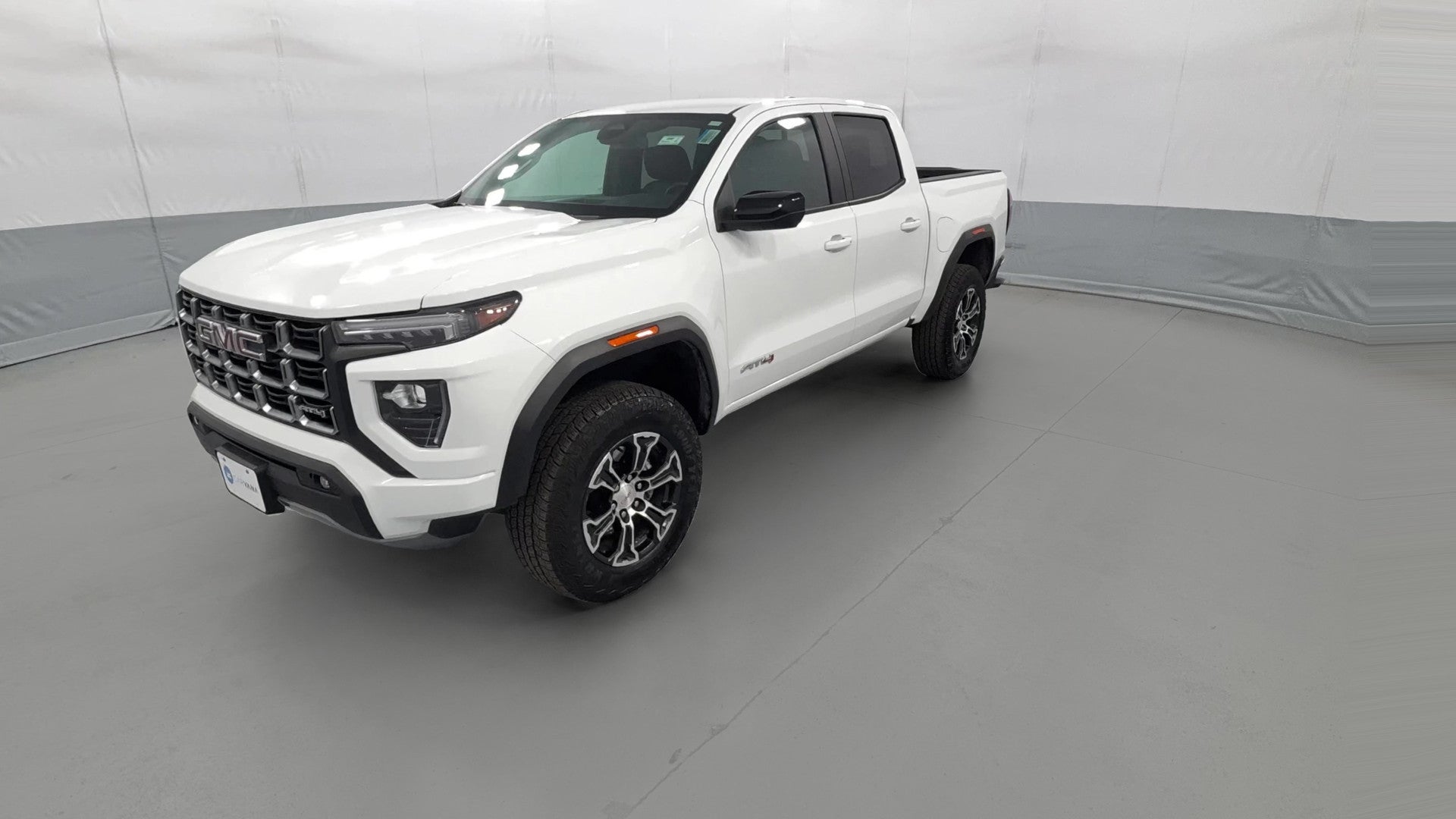 2025 GMC Canyon Crew Cab vehicle photo