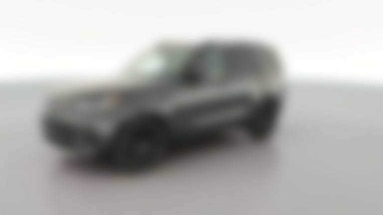 2024 Land Rover Discovery vehicle photo