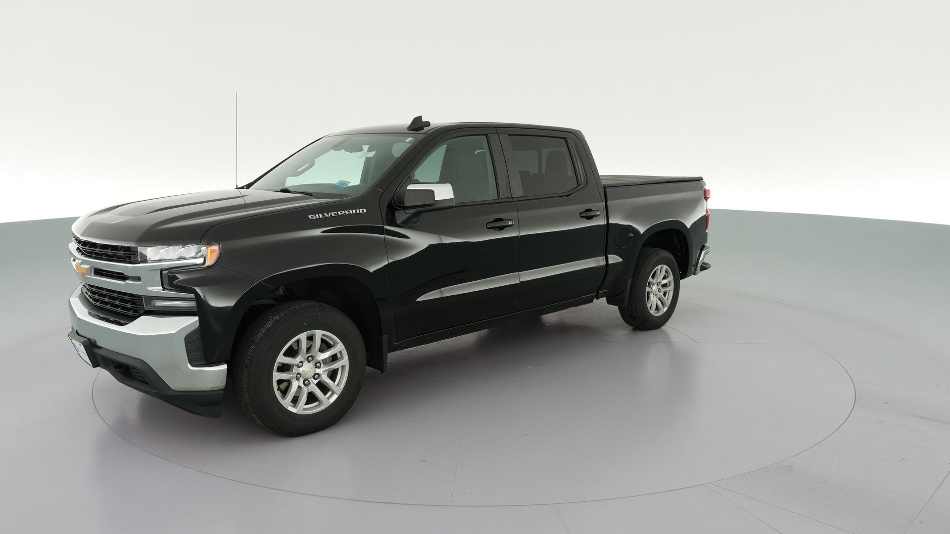 2020 Chevrolet Silverado 1500 Crew Cab vehicle photo