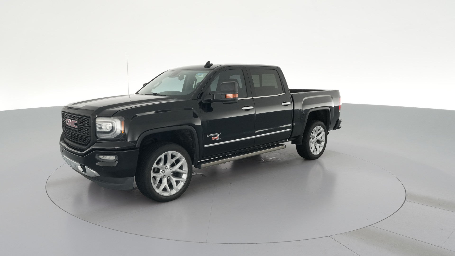 2018 GMC Sierra 1500 Crew Cab vehicle photo