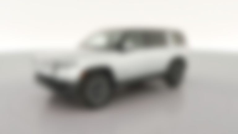 2025 Rivian R1S vehicle photo
