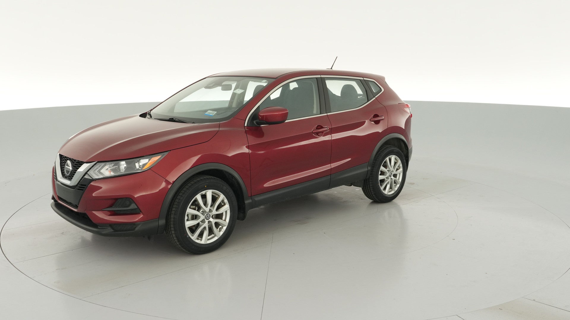 2021 Nissan Rogue Sport vehicle photo