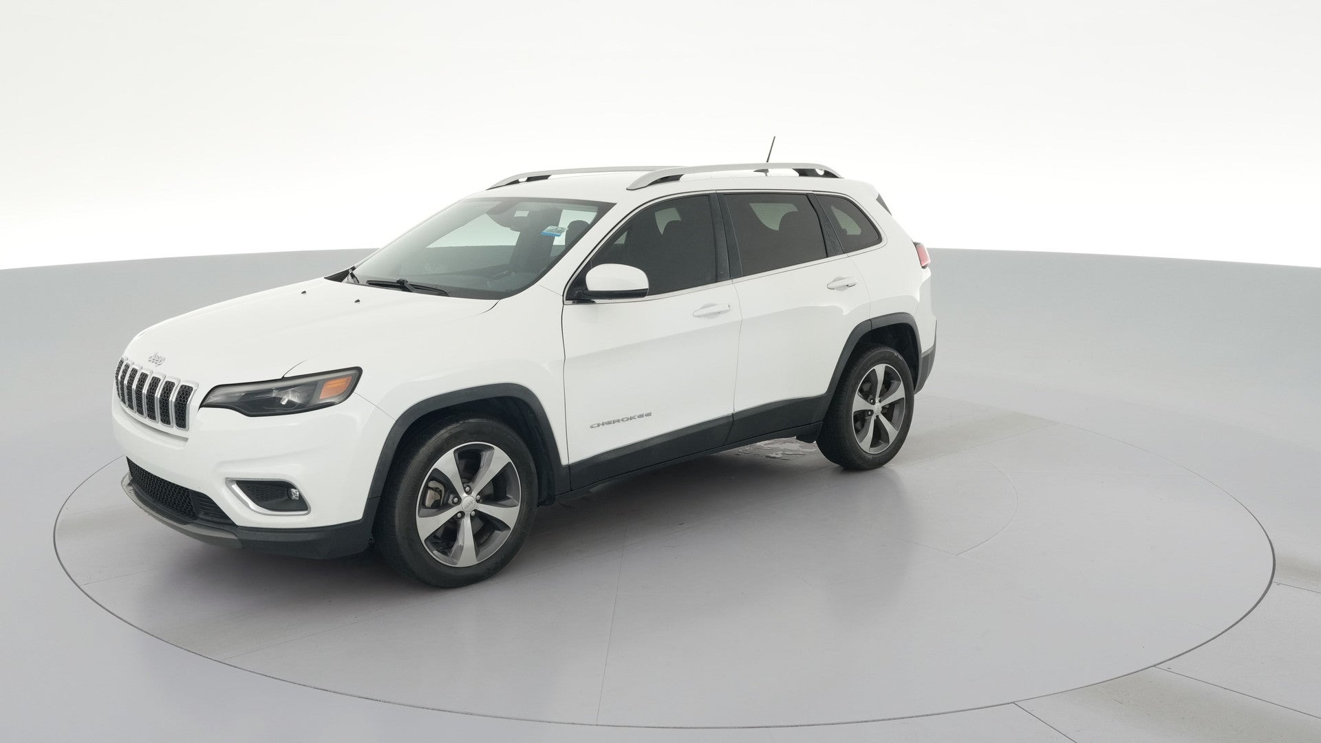 2019 Jeep Cherokee vehicle photo