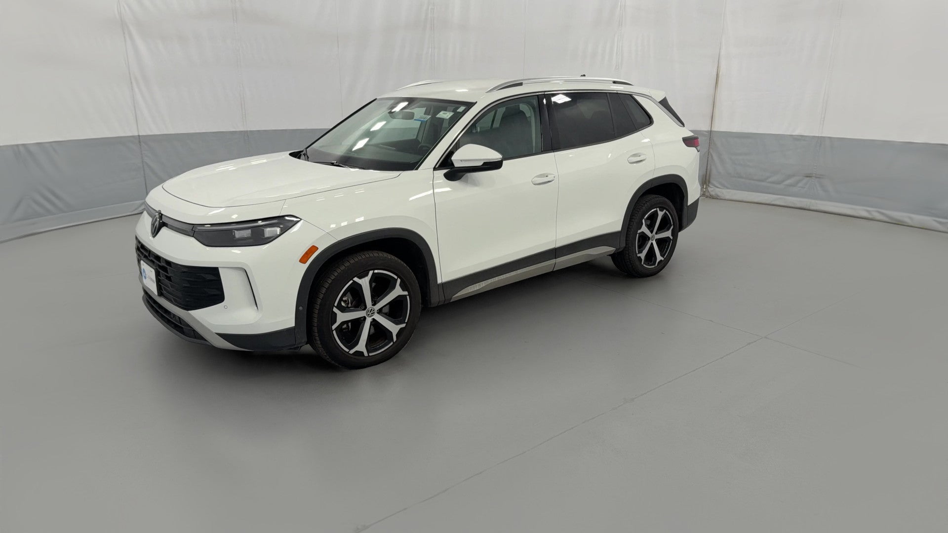2026 Volkswagen Tiguan vehicle photo