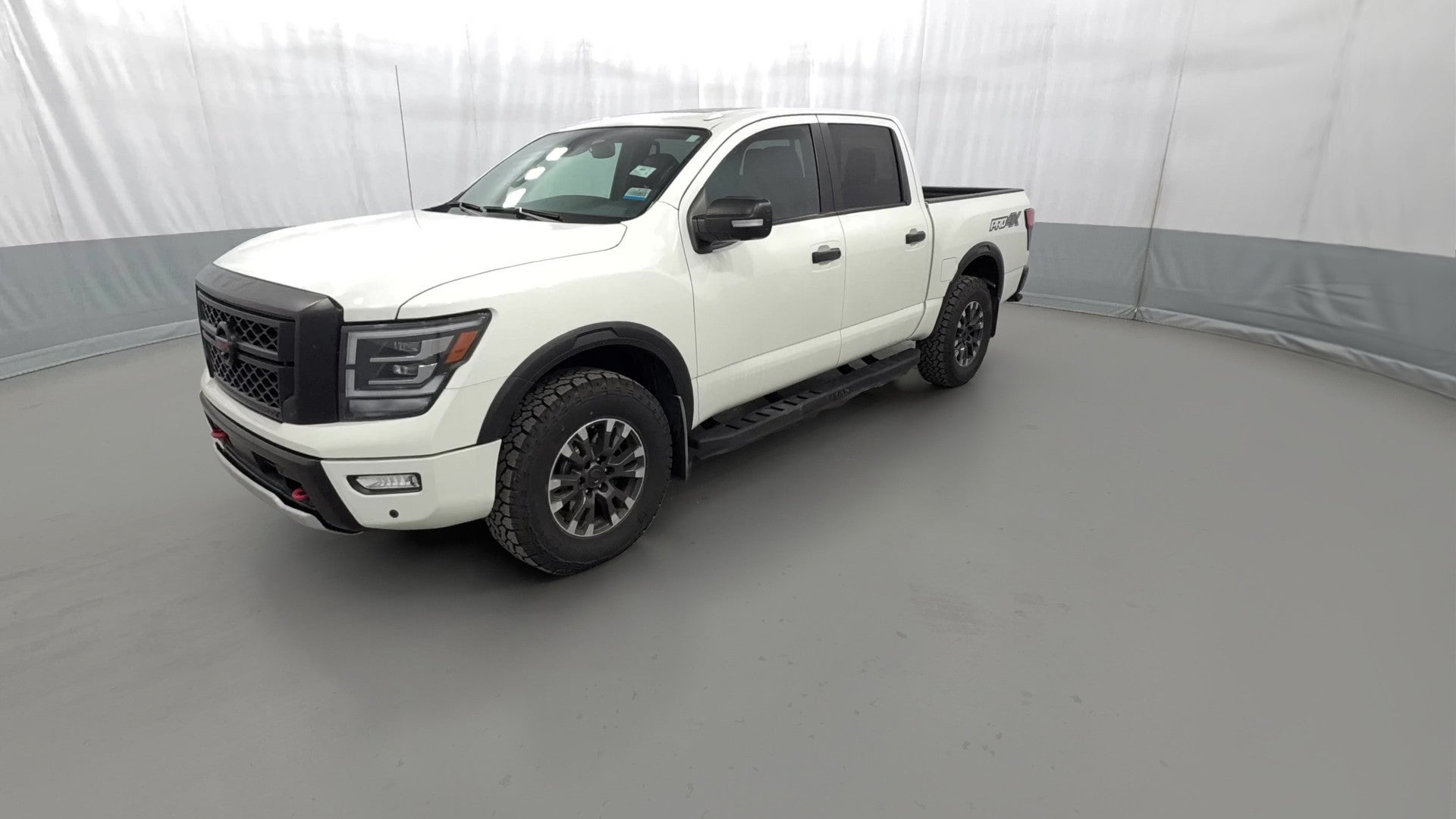 2021 Nissan Titan Crew Cab vehicle photo
