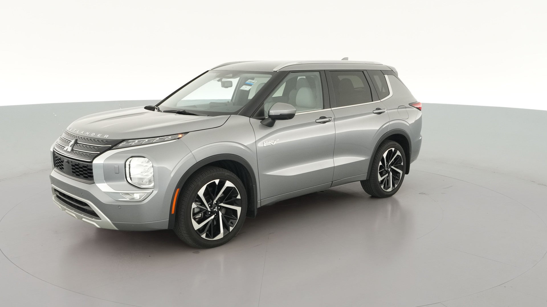 2024 Mitsubishi Outlander PHEV vehicle photo