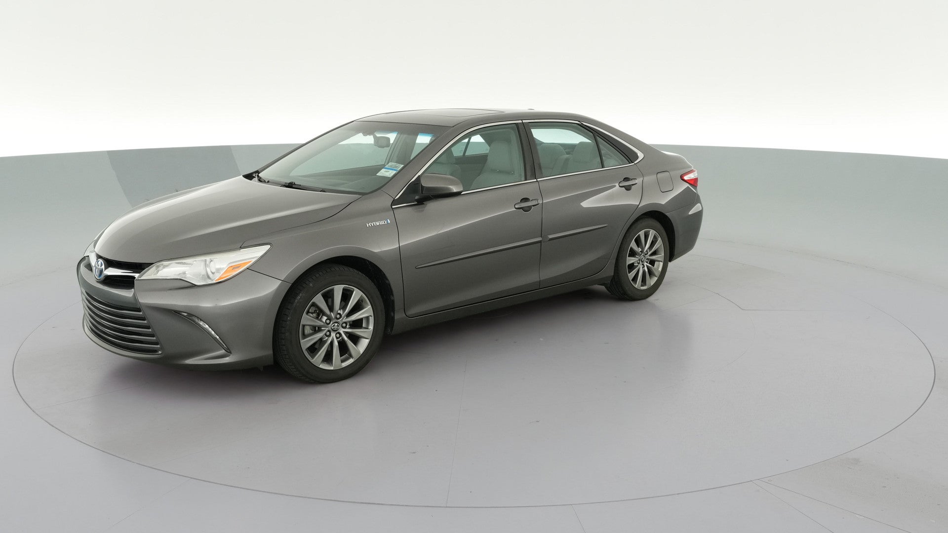 2017 Toyota Camry Hybrid vehicle photo