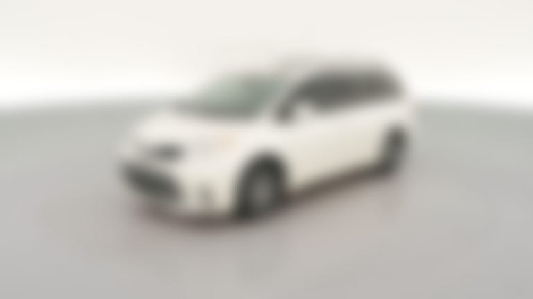 2019 Toyota Sienna vehicle photo