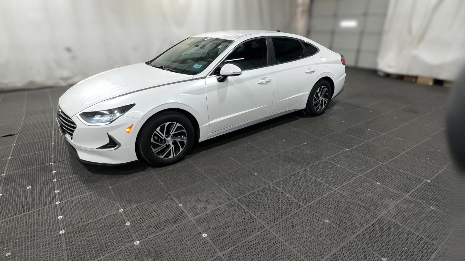 2021 Hyundai Sonata Hybrid vehicle photo