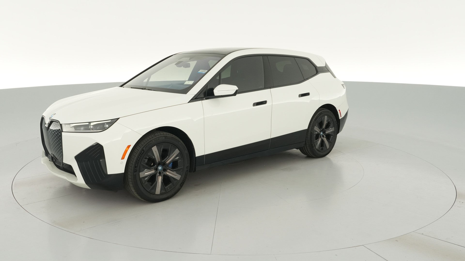 2024 BMW iX vehicle photo