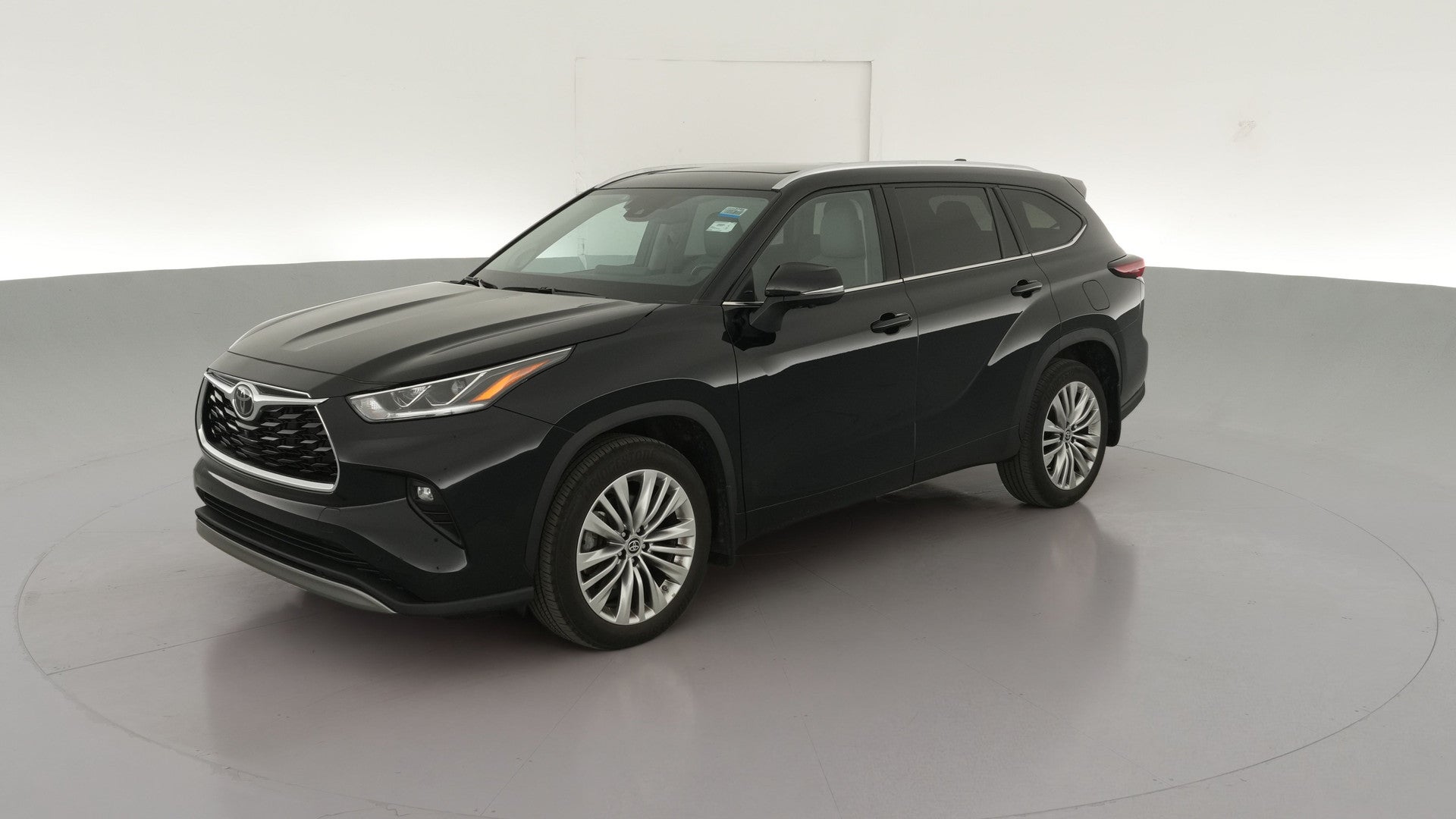 2024 Toyota Highlander vehicle photo